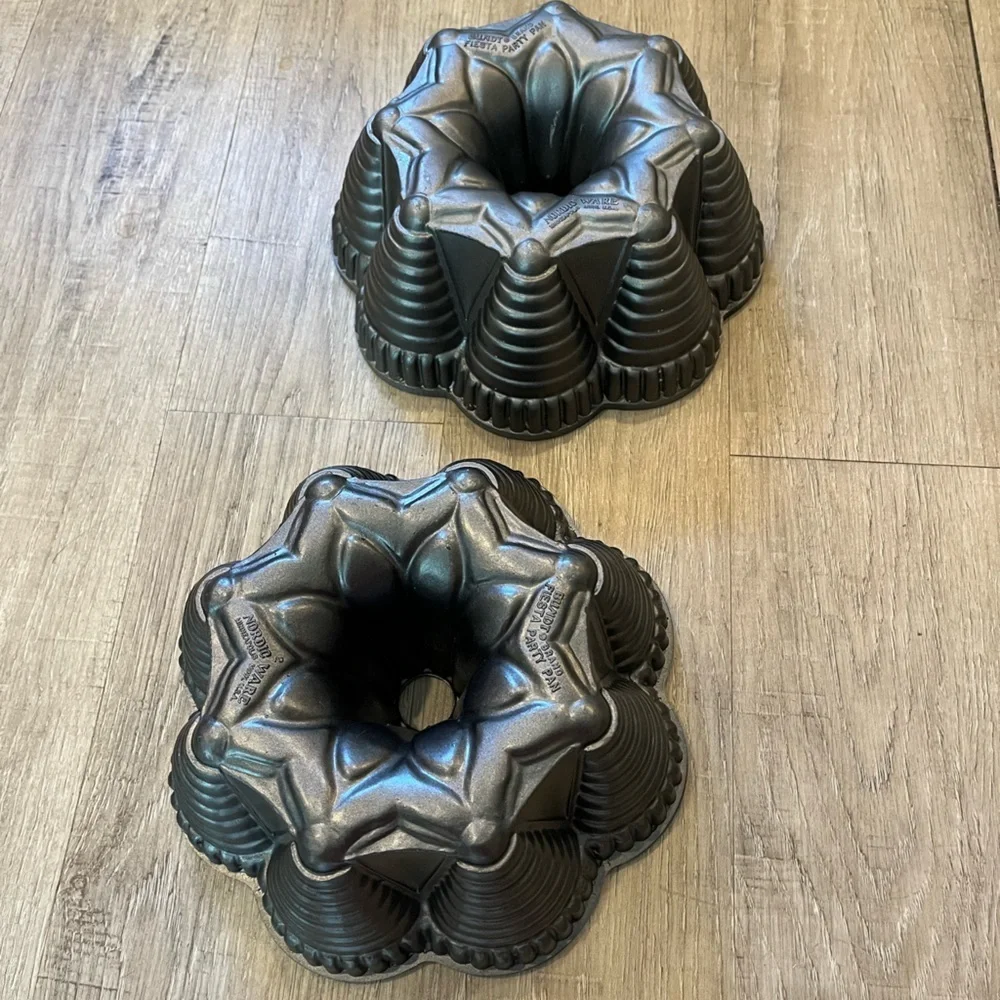 Nordic Ware Bundt Brand Fiesta Party Cake Pan Set of Two